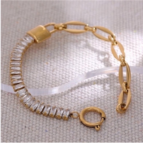 Gold Plated Waterproof Lock Chain Bling Cubic Zirconia Bracelet Sparkly - Picture 4 of 12